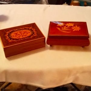 2 wood boxes ,1 is jewelry box one a trinket box both for one price